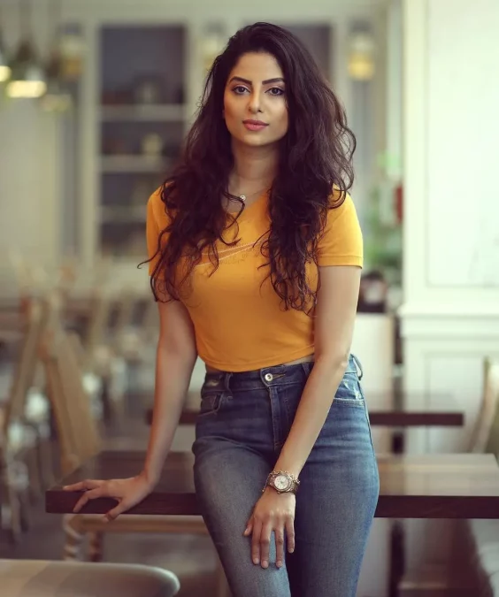 Biography, Bio-Data, Profile of Ekta Maru is Best Model of the Year 2021, Face of India 2020, Femina Style Diva 16