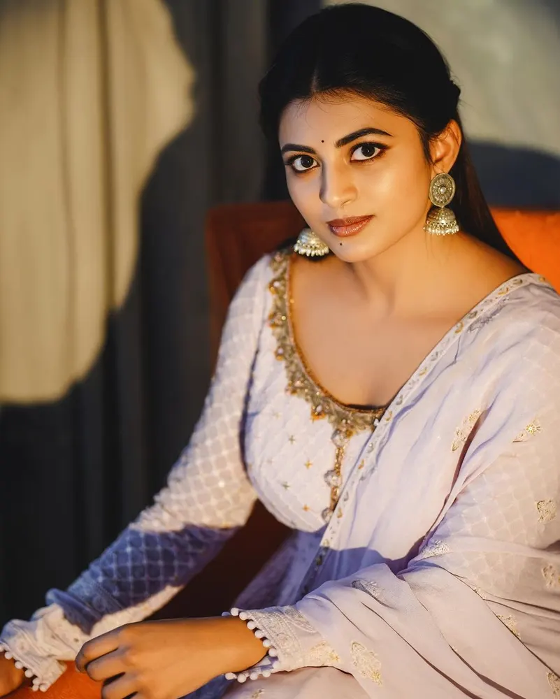 Wiki Wonders: Anandhi's Age, Height, and Body Measurements