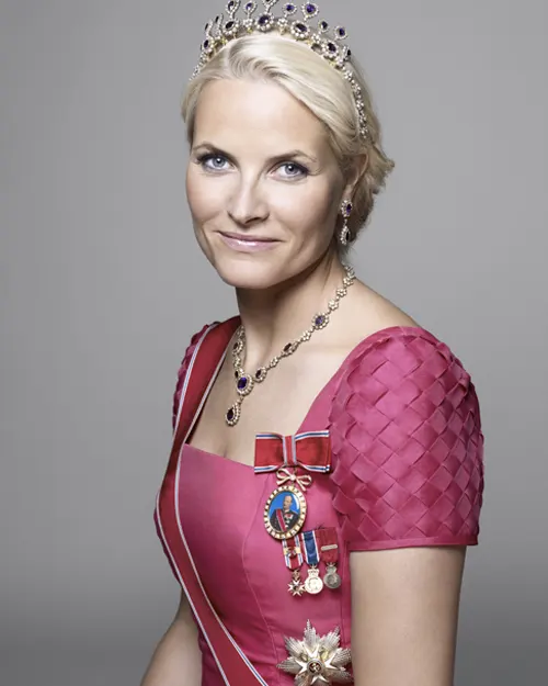 Mette-Marit Norwegian Elegance: Exploring the World of Instagram's Fashionistas