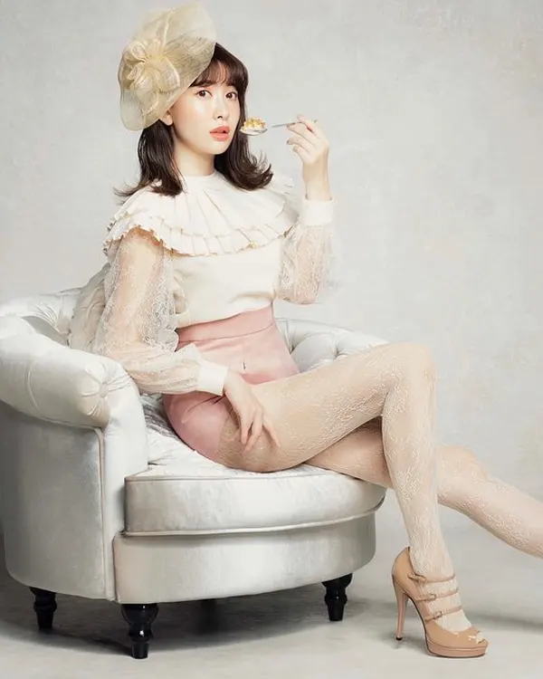 Haruna Kojima Screen Sirens and Internet Sensations: 12 Japan's Hottest Actresses and Celebrities
